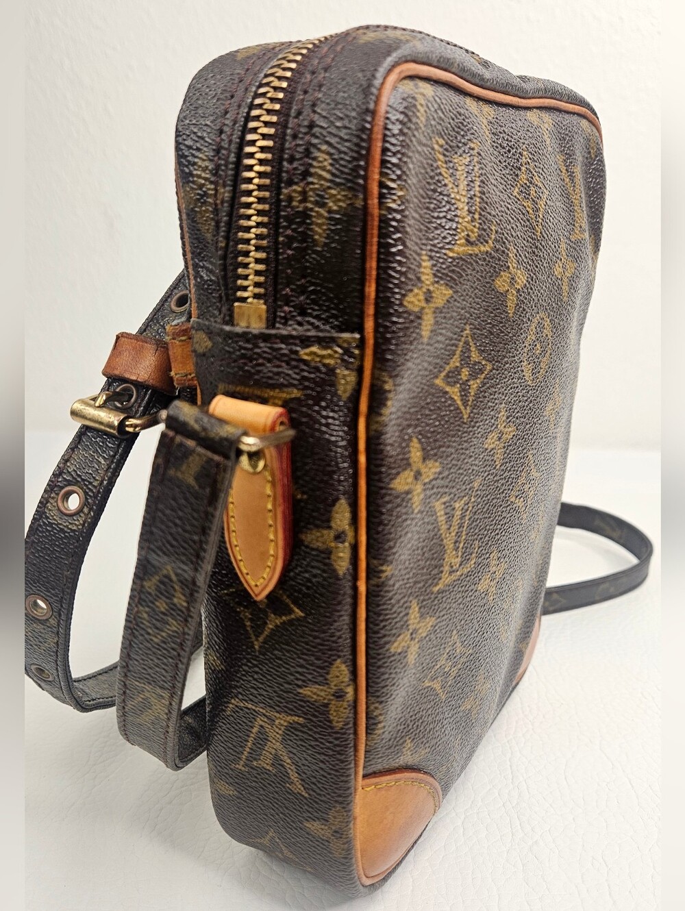 Authentic Louis Vuitton LV Danube PM Crossbody Bag | Shoulder Bag | w/Dustbag - Picture 4 of 14